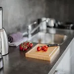 Ботель Modern Houseboat For 4 Guests Пенемюнде