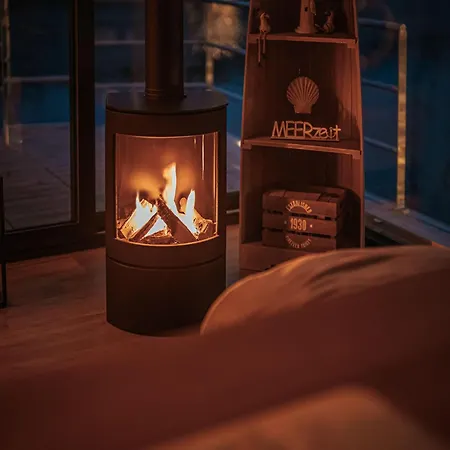 Modern Houseboat For 4 Guests Botel *