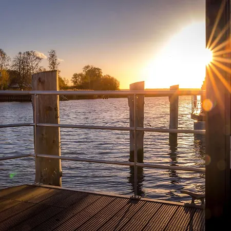 Modern Houseboat For 4 Guests Botel Peenemunde